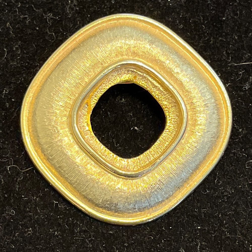 Stamped Weiss Gold Tone Brooch/Pendant